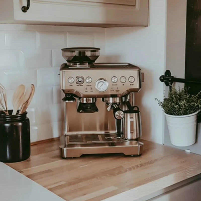 Breville Espresso Bes870 - Nowa półautomatyczna ekspres do kawy Breville