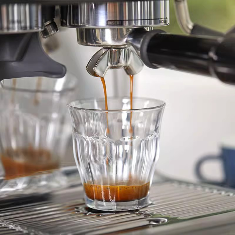 Nowa półautomatyczna ekspres d – Breville Espresso Bes870 recenzja i cena